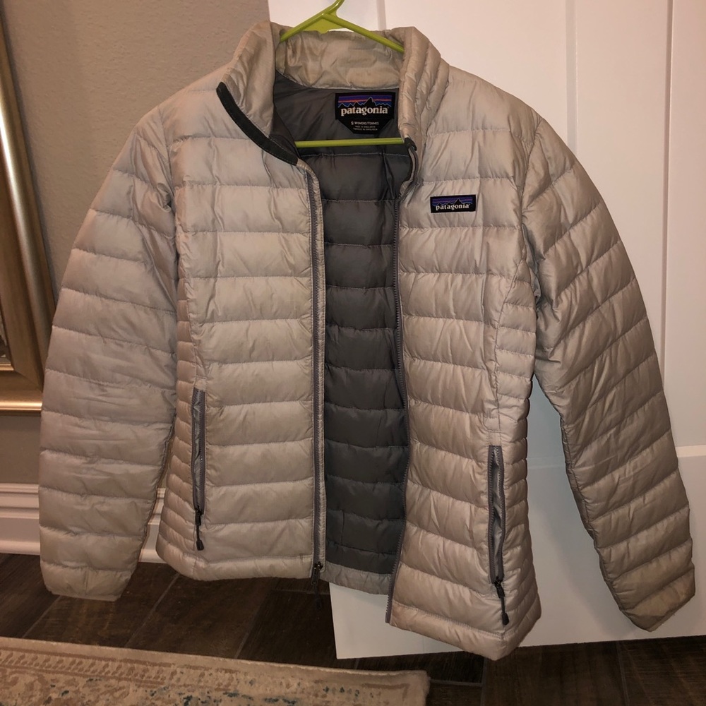 Patagonia puffer jacket